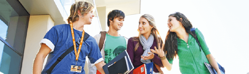 Colegios y universidades