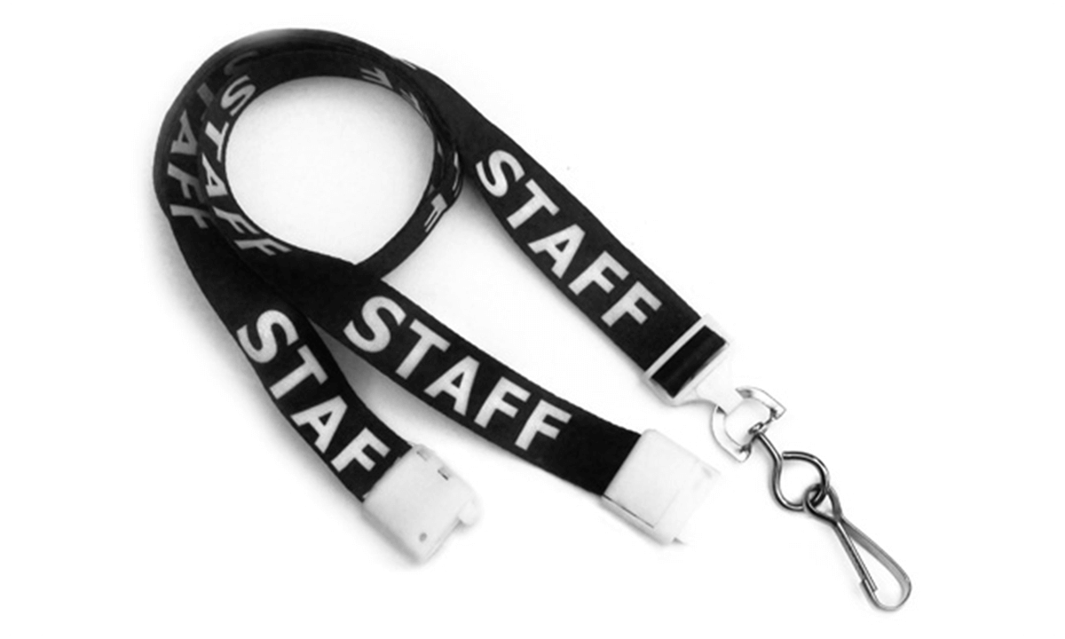 Lanyards satinados preimpresos "STAFF" de 15 mm con cierre de seguridad y mosquetón giratorio metálico