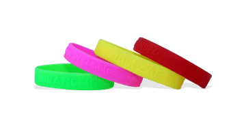 Pulseras de silicona con alto relieve, tamaño grande / adultos