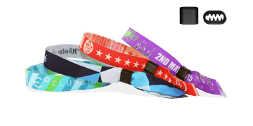 Pulseras de tela bordada "Berlin" con un cierre deslizable de plástico llano